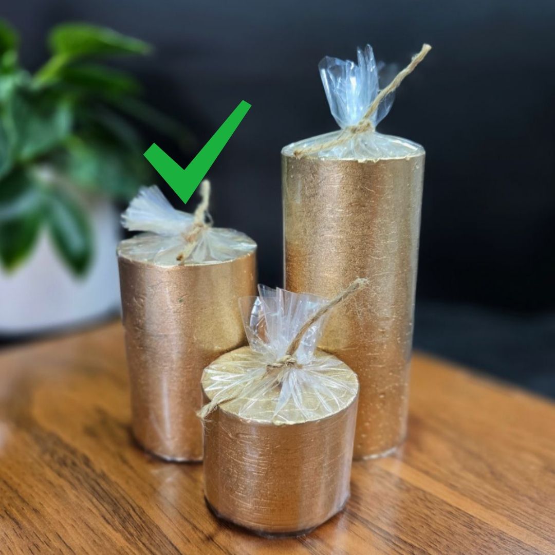 شمع استوانه طلایی سایز متوسط ( کد ۴ )