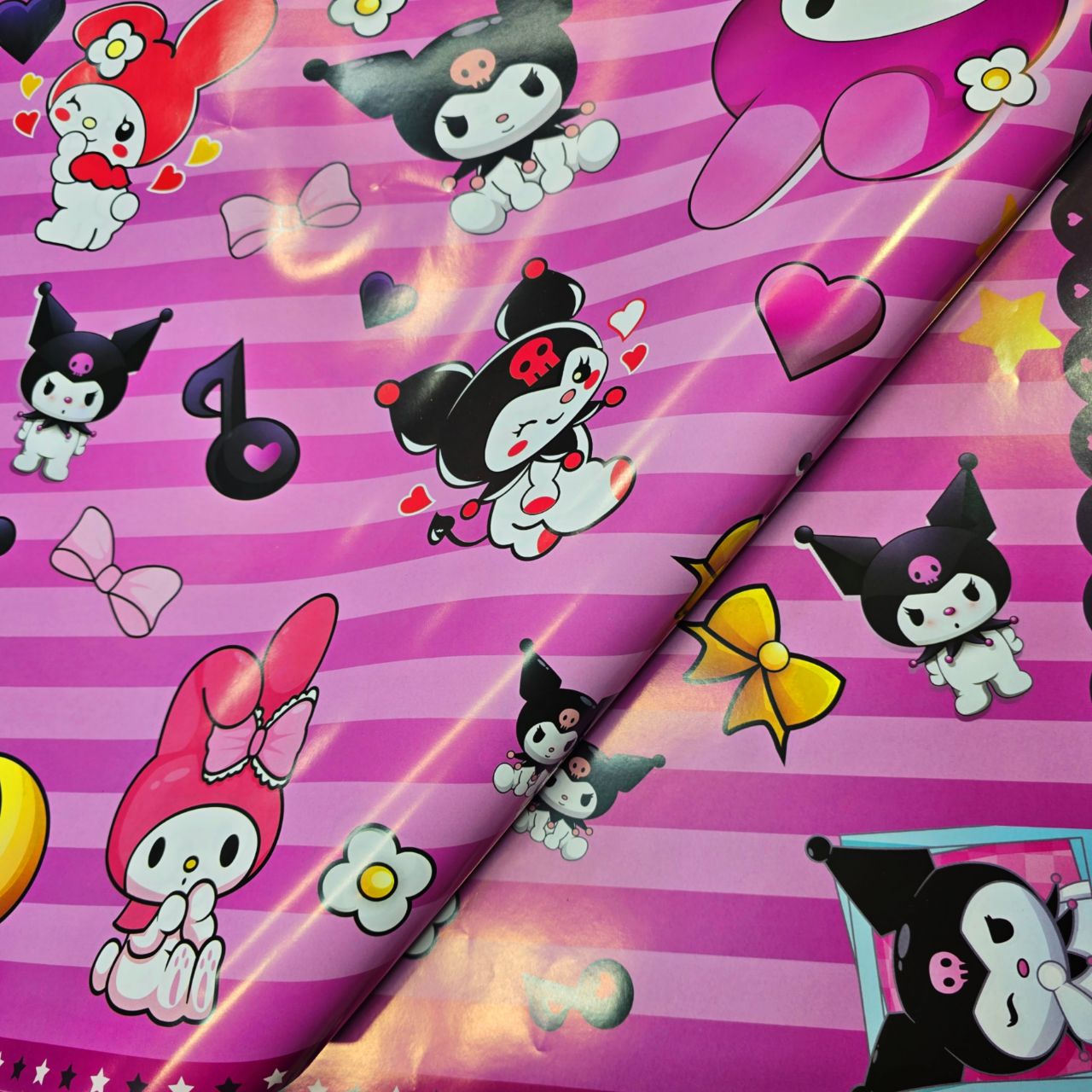 کاغذ ‌کادو گلاسه طرح ۳۱